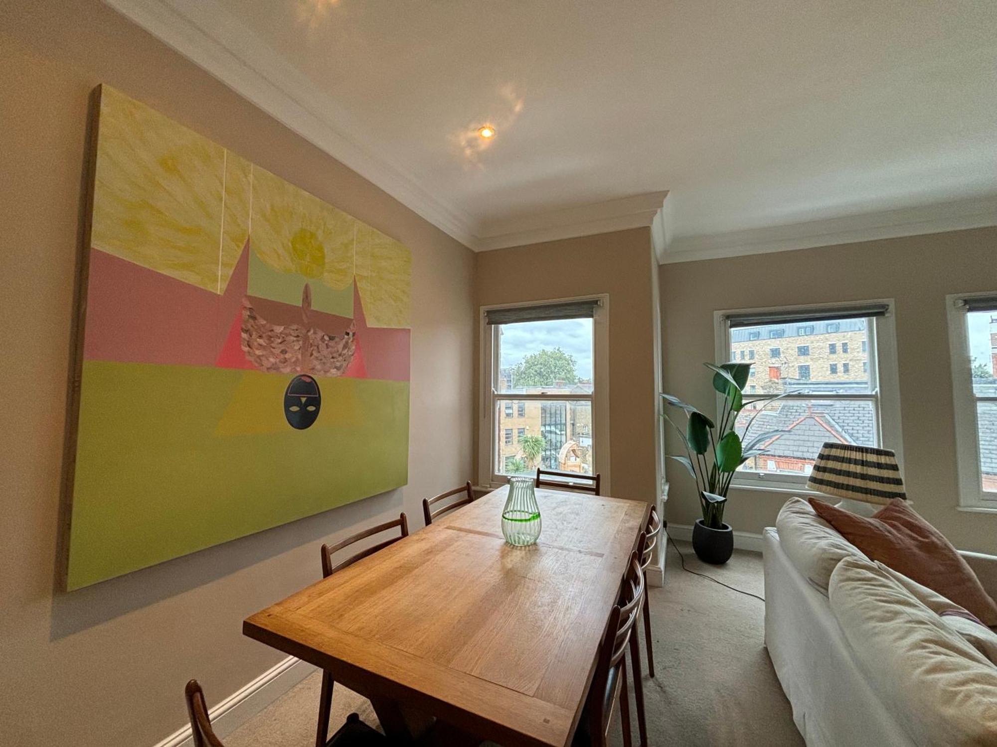 Elegant And Well-connected 2bd Flat Fulham Apartment London